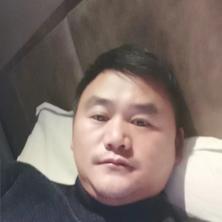 奔跑的第三张照片--凉山蓝颜知己交友网